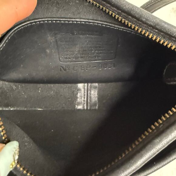 Vintage COACH Wendie Crossbody Bag 1998 - Picture 7 of 8